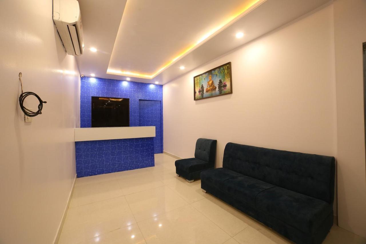 Oyo 16536 Hotel Vasko Джайпур Екстериор снимка